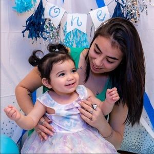 Meet your Posher, Desiree